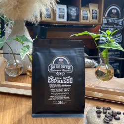 Premium Dark Roast Coffee Beans from Thailand's Mae Hong Son