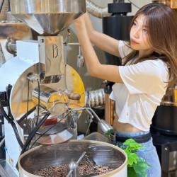 Authentic Thai Coffee Beans - Thepsadet Doi Saket, Chiang Mai