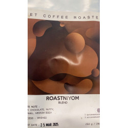 Smaka på autentiskt Thailand: Roastniyom House Blend Coffee